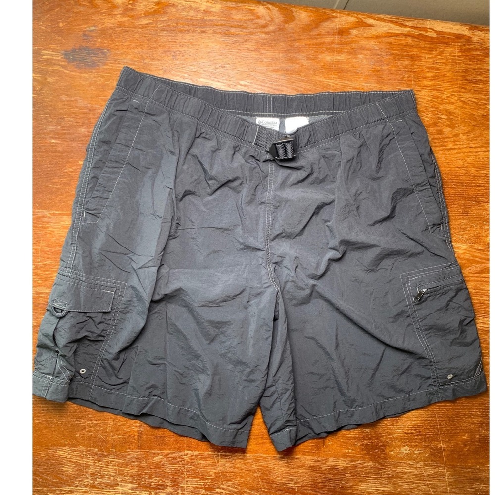 Columbia Mens XL Cargo Shorts Gray Nylon Mesh Lined Belted Hiking Fishing
